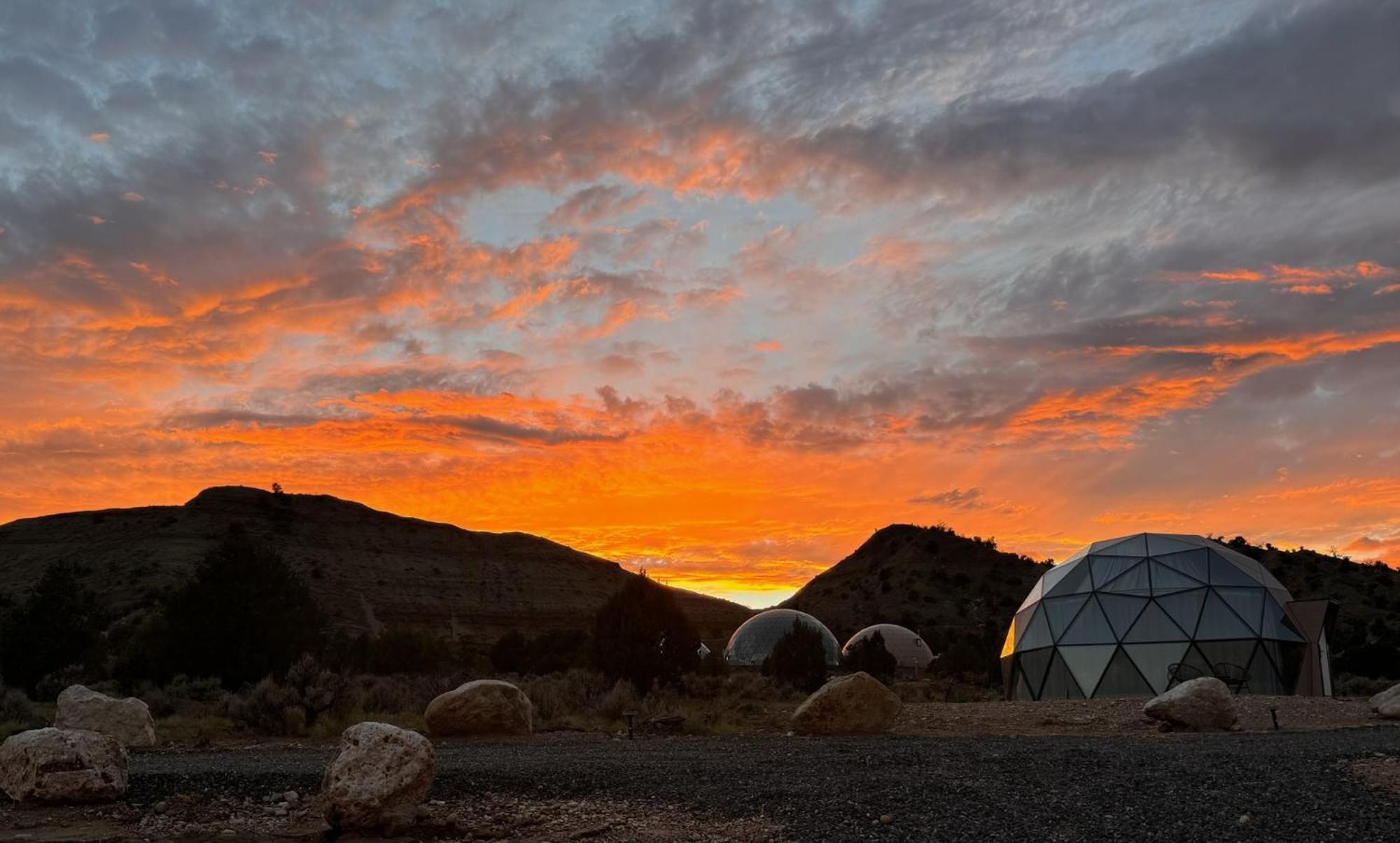 Clear Sky Resorts - Bryce Canyon - Unique Stargazing Domes Cannonville Exterior photo