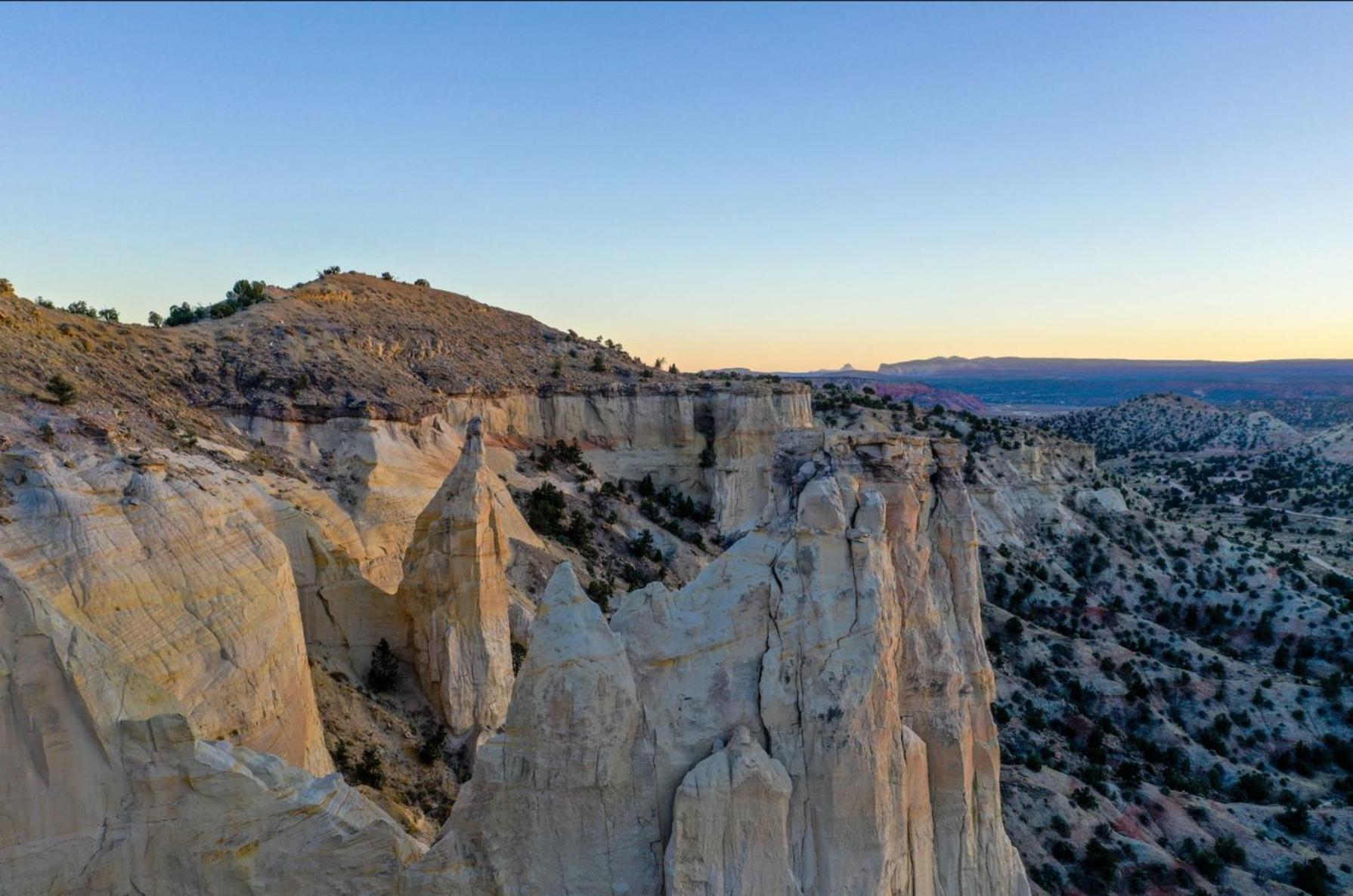 Clear Sky Resorts - Bryce Canyon - Unique Stargazing Domes Cannonville Exterior photo